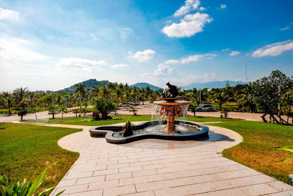 Saigon - Ninh Chu Hotel & Resort Phan Rang-Tháp Chàm Esterno foto