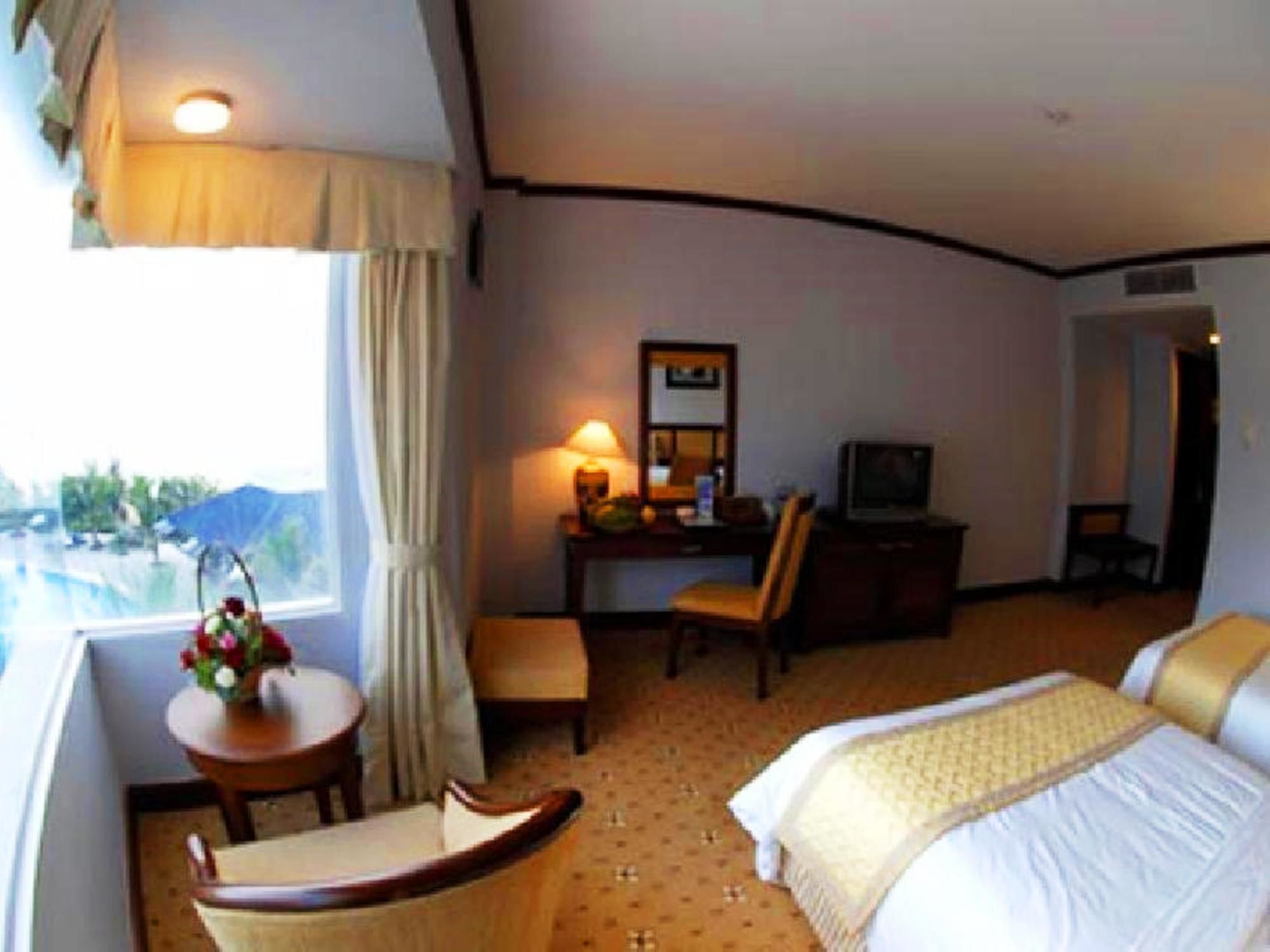 Saigon - Ninh Chu Hotel & Resort Phan Rang-Tháp Chàm Esterno foto